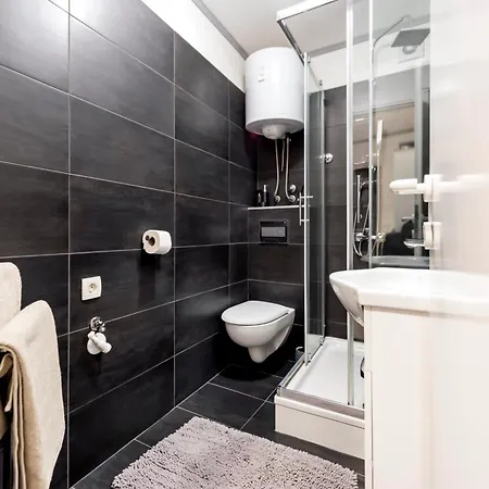 Apartment Leo *